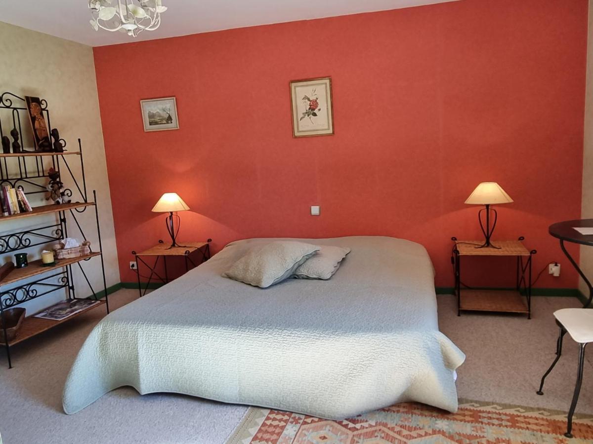 Les Conils - Gites Et Chambres D'Hotes Saint-Pierre-de-Vassols Екстер'єр фото