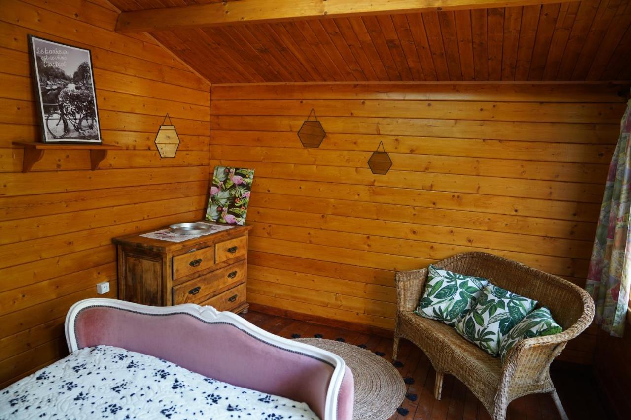 Les Conils - Gites Et Chambres D'Hotes Saint-Pierre-de-Vassols Екстер'єр фото