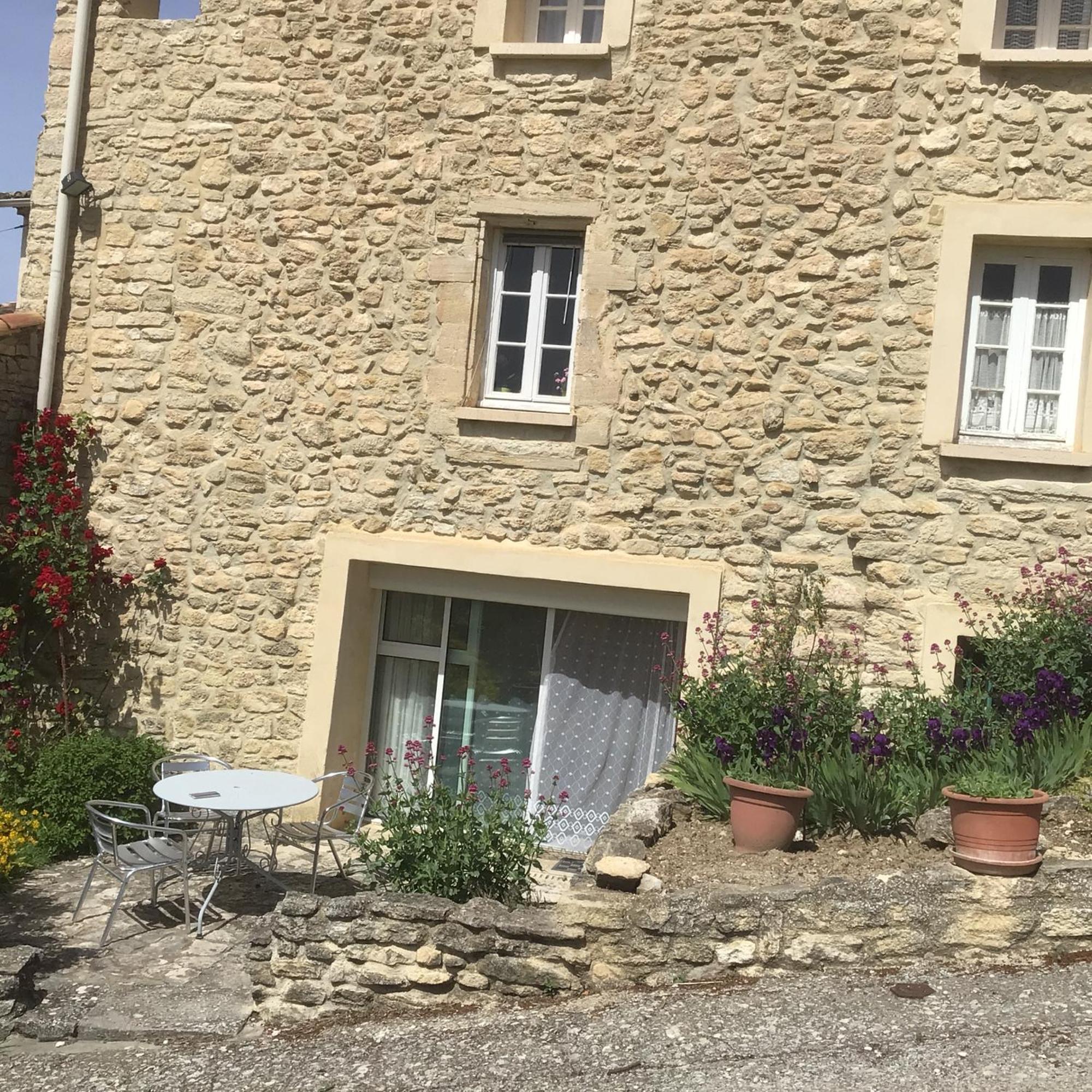 Les Conils - Gites Et Chambres D'Hotes Saint-Pierre-de-Vassols Екстер'єр фото